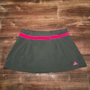 Adidas Climate Black and Pink Athletic Mini Skort Size Medium
